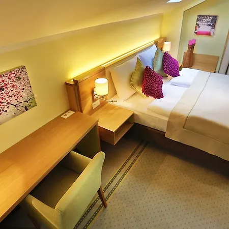 Leobersdorfer Hof Hotel 3*