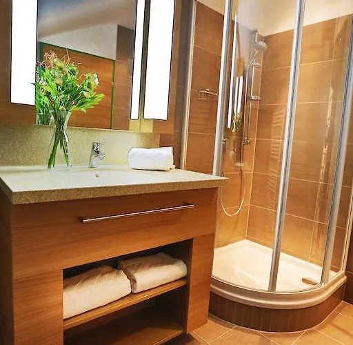 Leobersdorfer Hof 4*